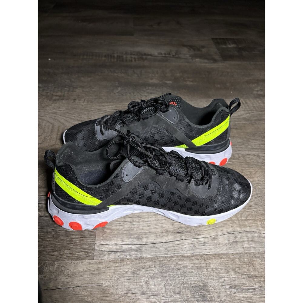 Nike React Element 55 sneakers in the "Black/Flash Crimson" Size 12 - Picture 3 of 5